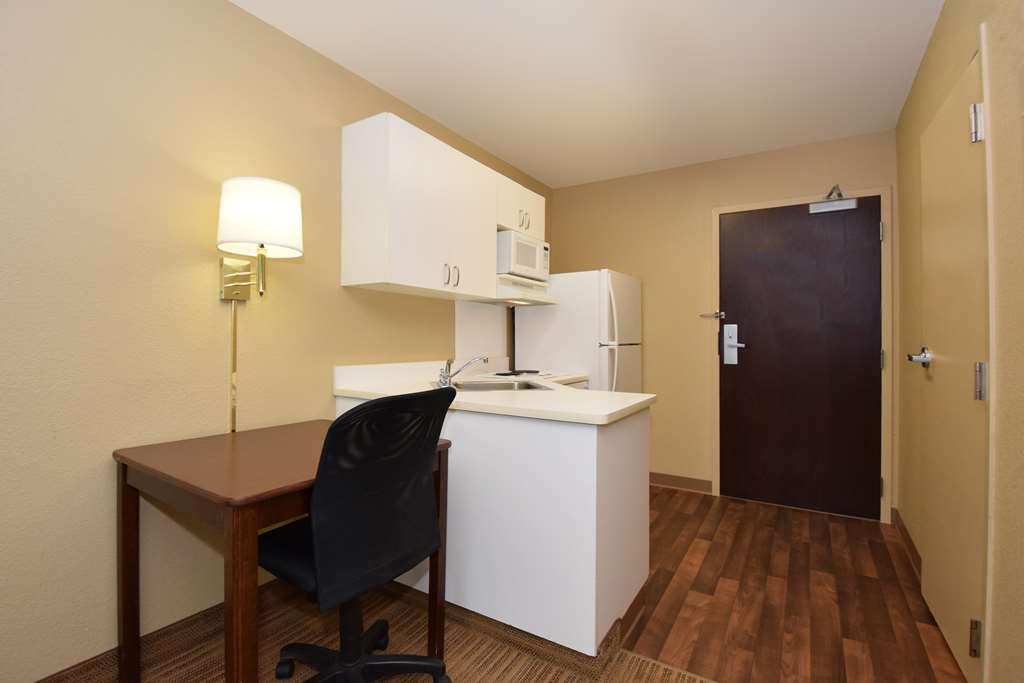 Extended Stay America Suites - Los Angeles - Ontario Airport Guasti Стая снимка