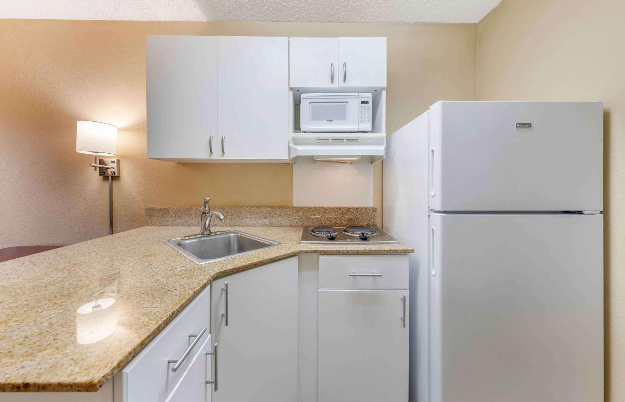 Extended Stay America Suites - Los Angeles - Ontario Airport Guasti Екстериор снимка