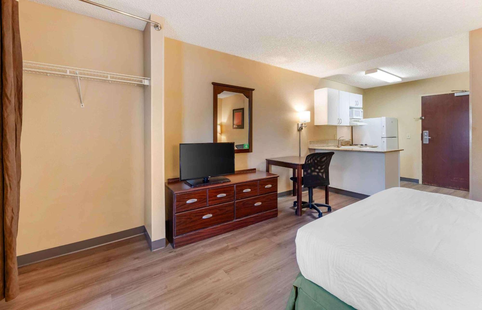 Extended Stay America Suites - Los Angeles - Ontario Airport Guasti Екстериор снимка