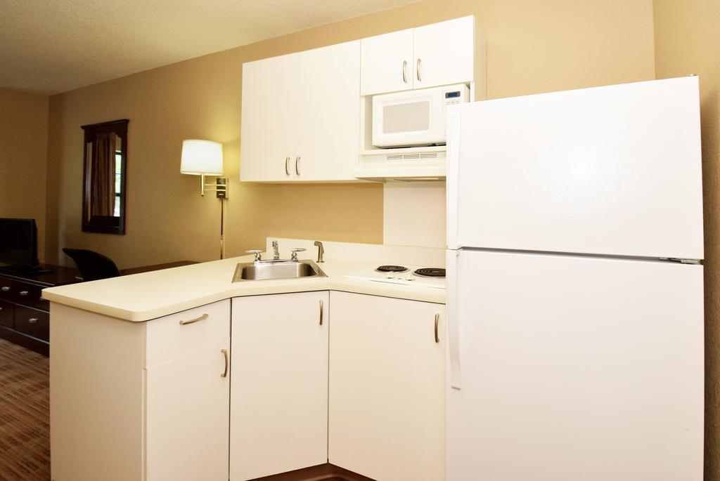 Extended Stay America Suites - Los Angeles - Ontario Airport Guasti Екстериор снимка